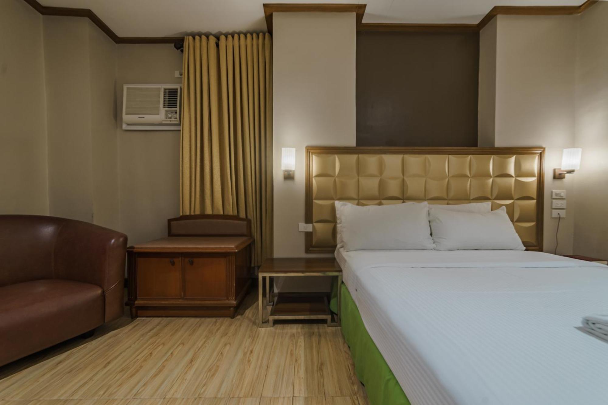 Robertson Hotel Naga  Luaran gambar