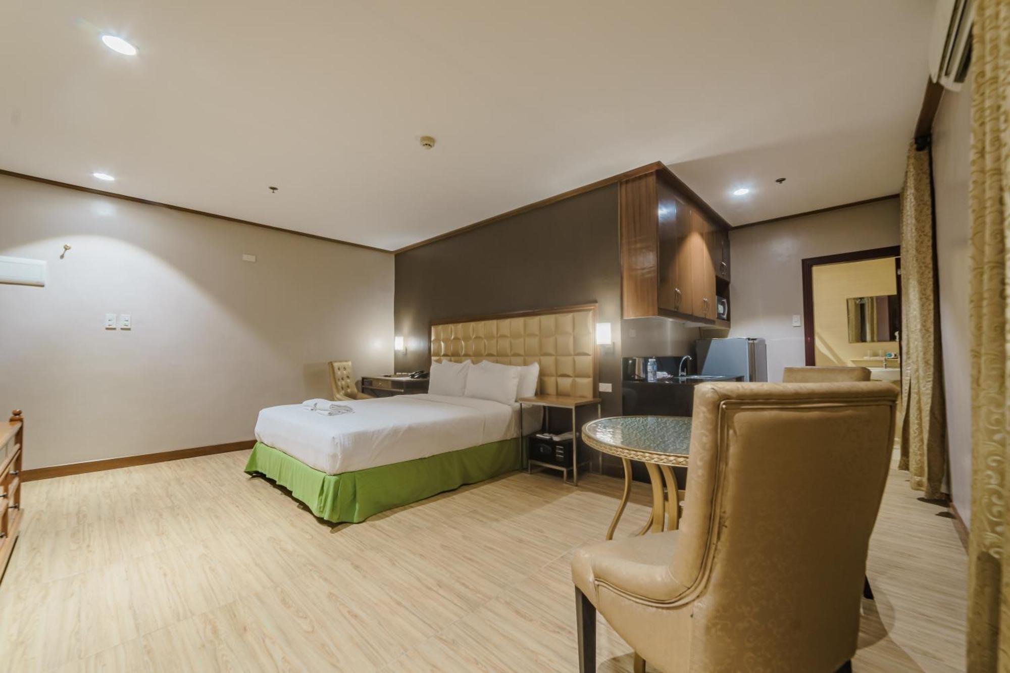 Robertson Hotel Naga  Luaran gambar