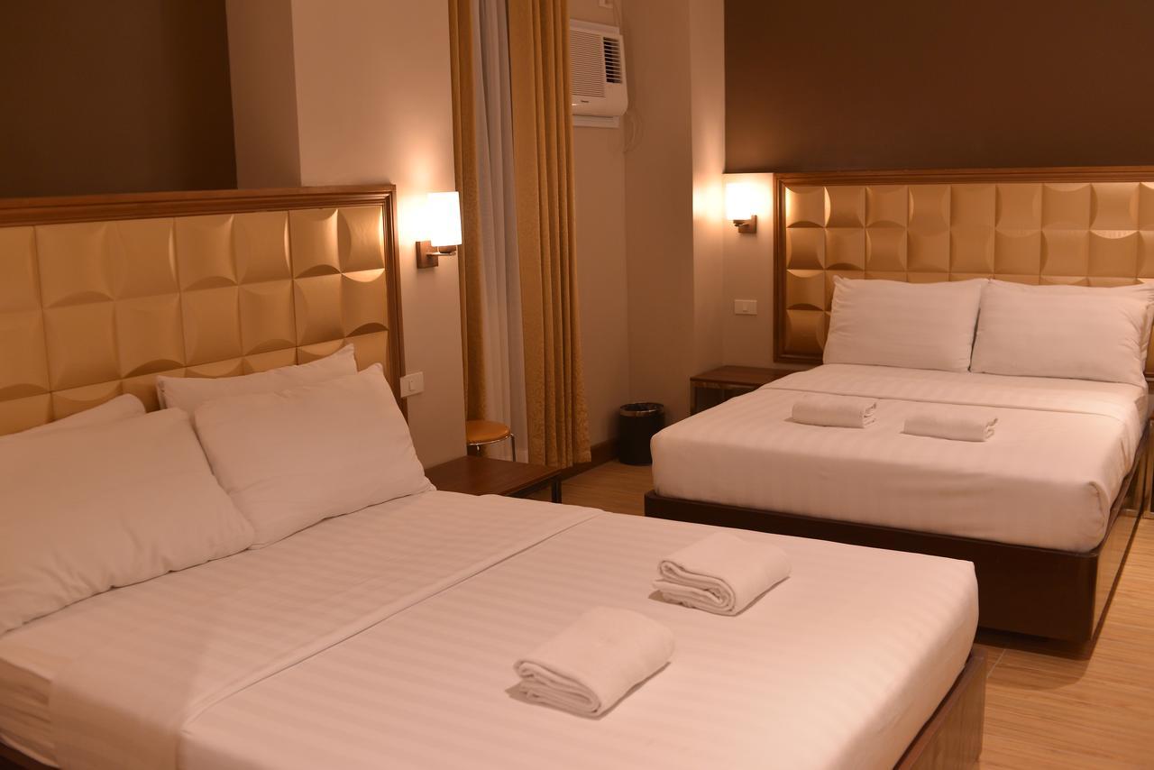 Robertson Hotel Naga  Luaran gambar