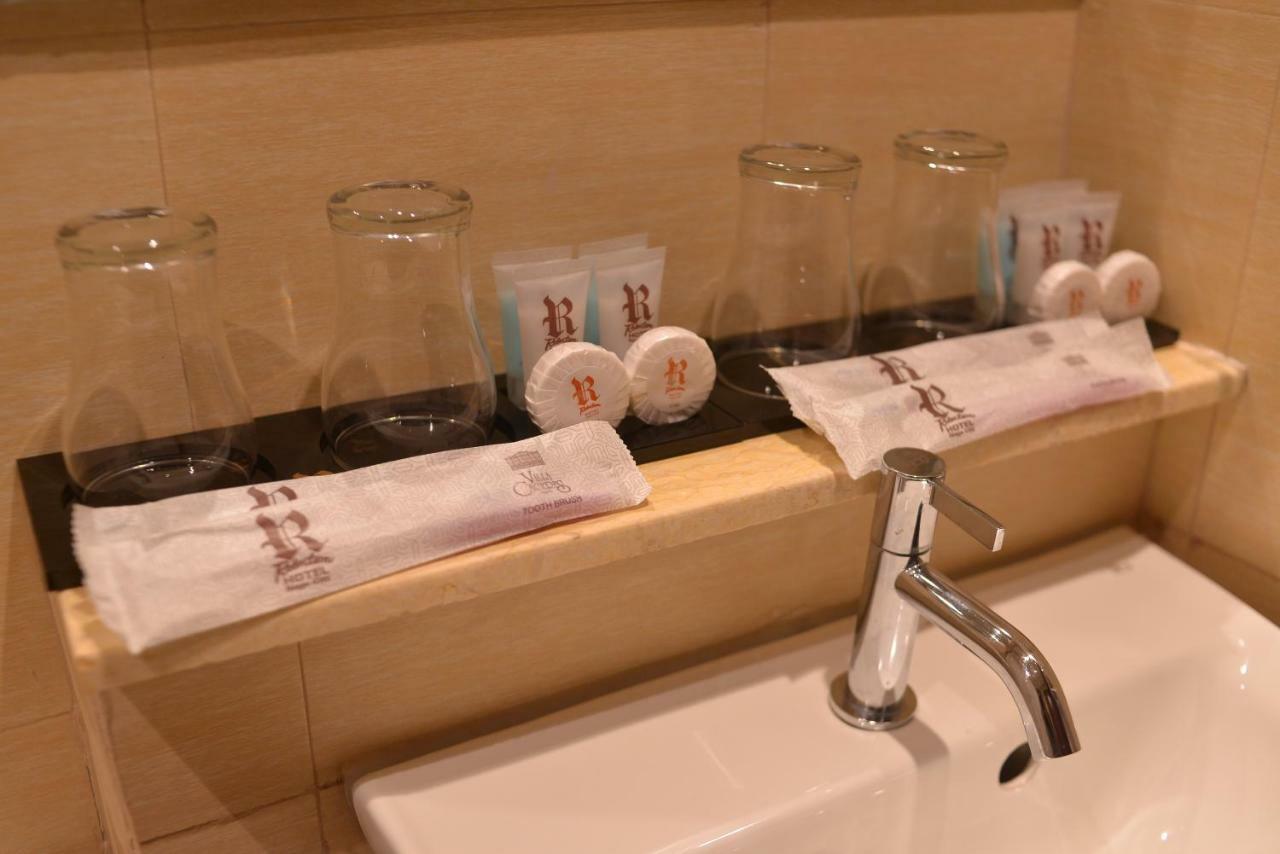 Robertson Hotel Naga  Luaran gambar