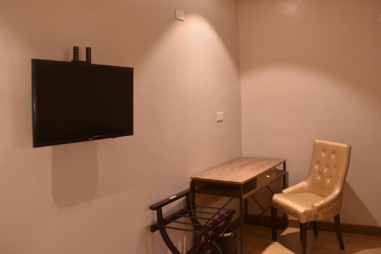 Robertson Hotel Naga  Bilik gambar